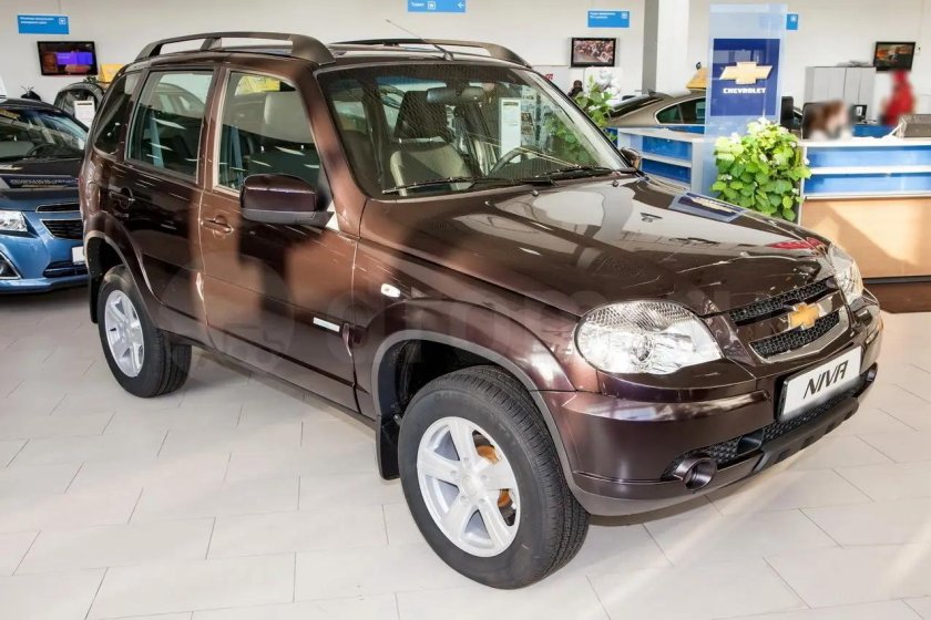 Шевроле Нива бронза металлик 151