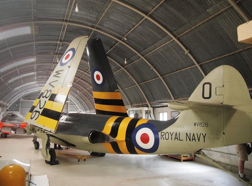 Самолёт hawker sea hawk