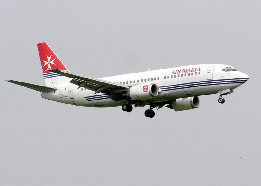 Malta Air 737