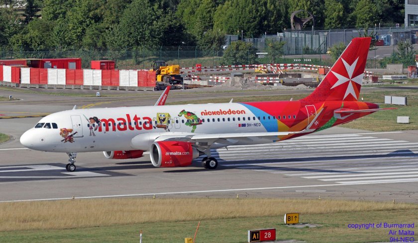 Malta Air 737