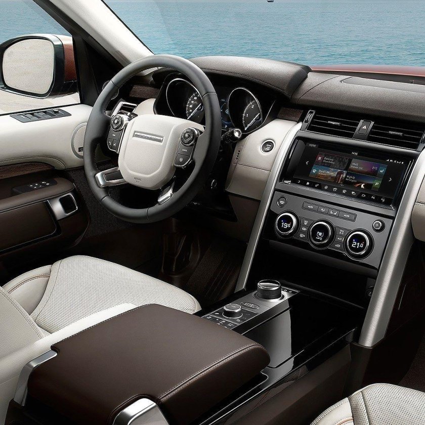 Land rover discovery 5 салон