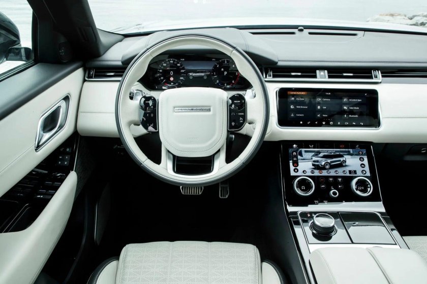 Range Rover Velar салон