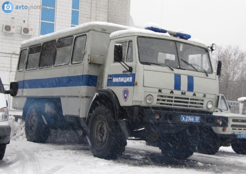 КАМАЗ НЕФАЗ-42111