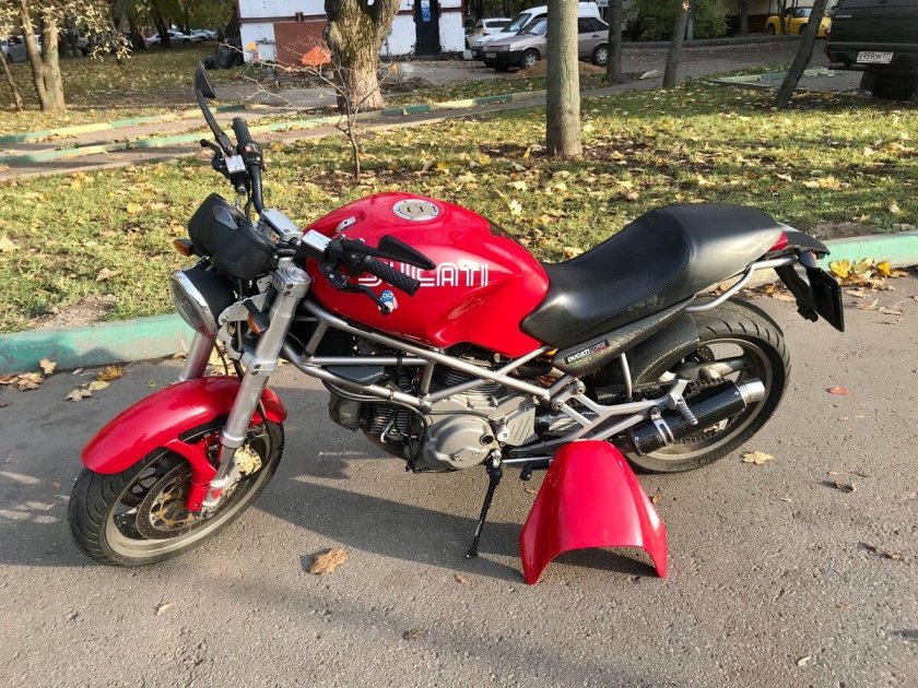 Мотоцикл Дукати монстр 400