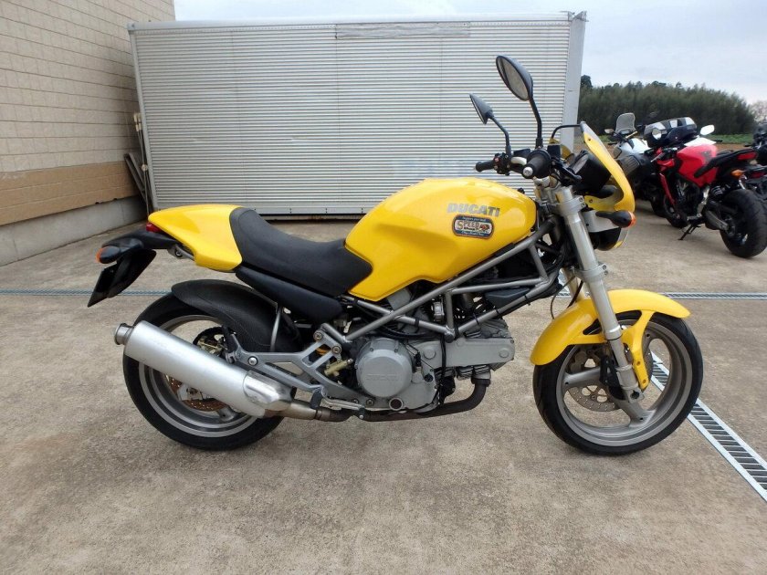 Ducati Monster 400 2001