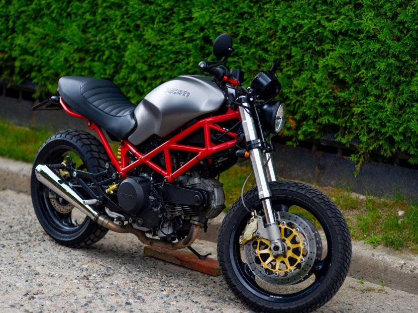 Ducati Monster 400 2000