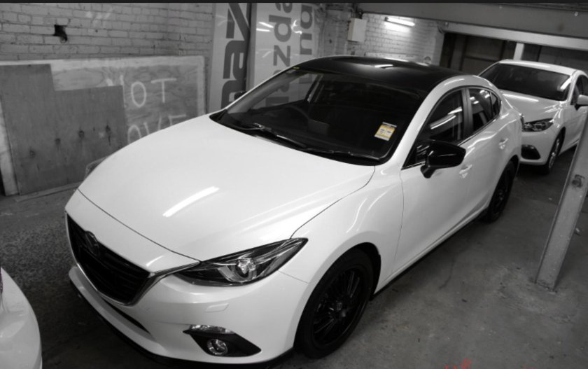 Mazda 3 BM 2014 белая с черной крышей