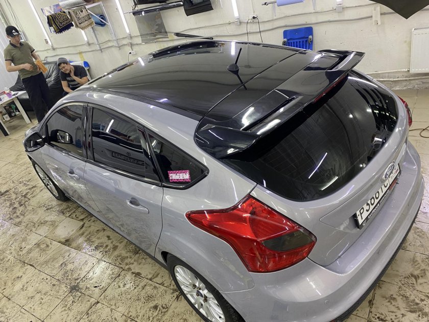 Форд фокус 3 хэтчбек с черной крышей