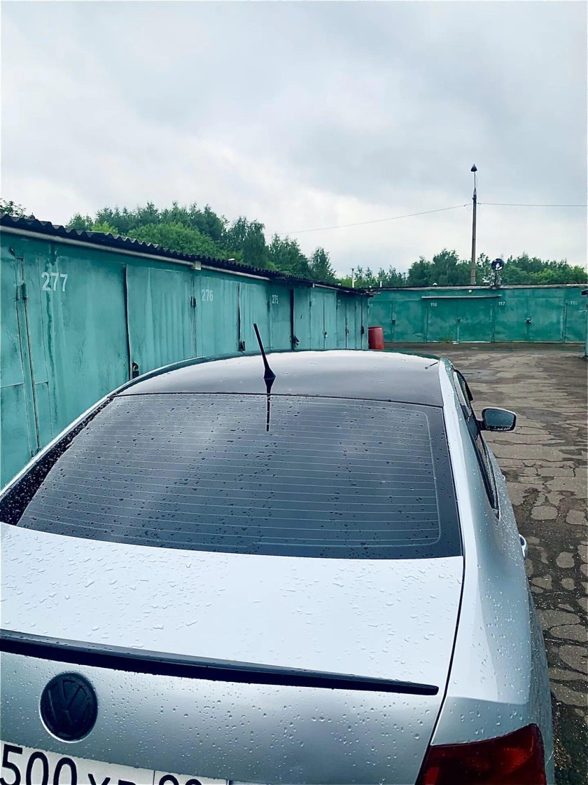 Черная крыша