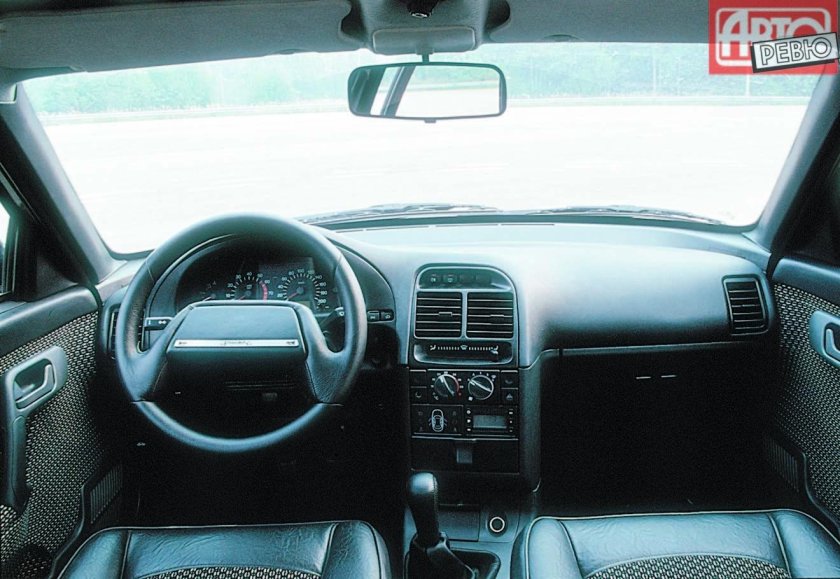 Лада ВАЗ 2110 В салоне