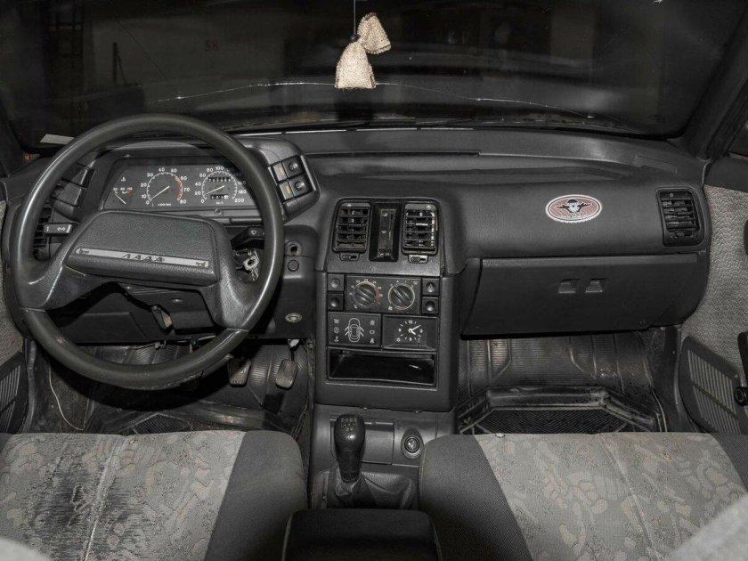 ВАЗ 2110 салон 2000г