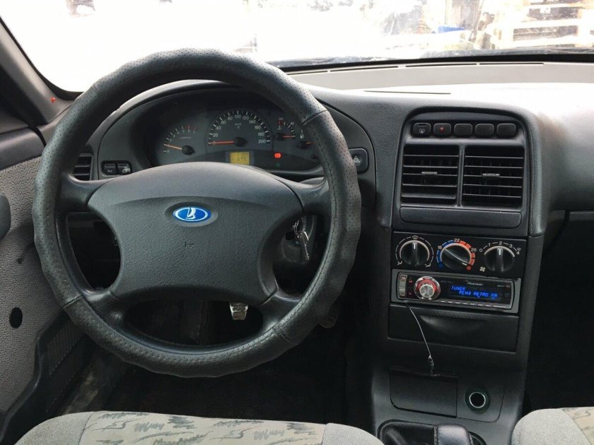 ВАЗ 2110 Богдан салон