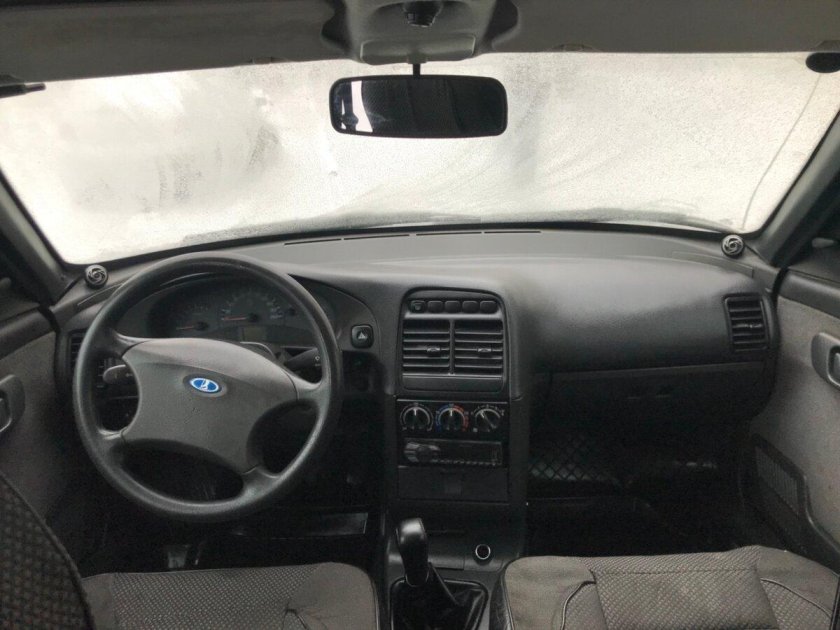 ВАЗ 2110 2007 года салон