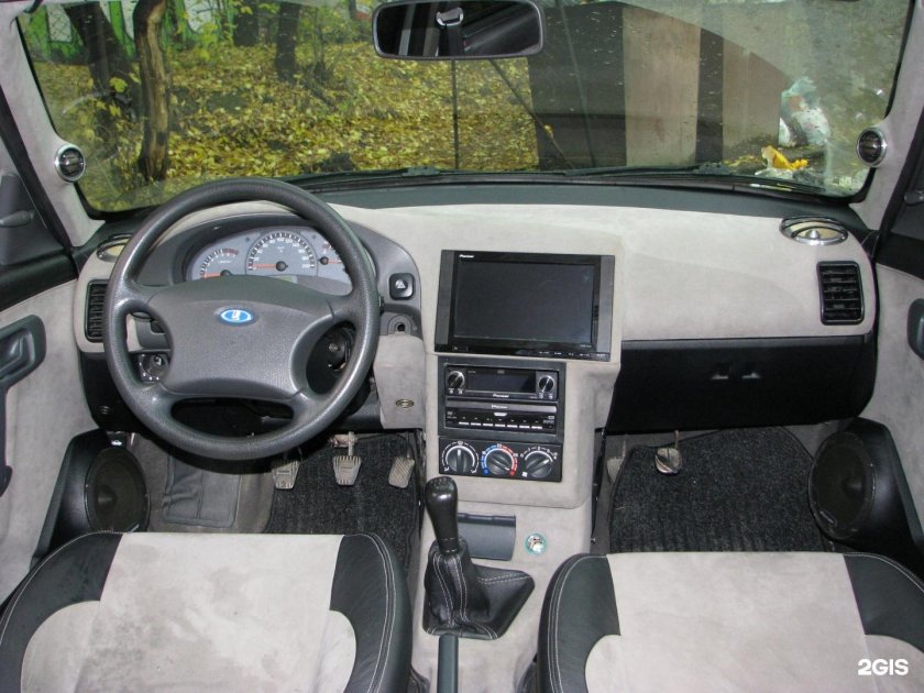 Белый салон ВАЗ 2110