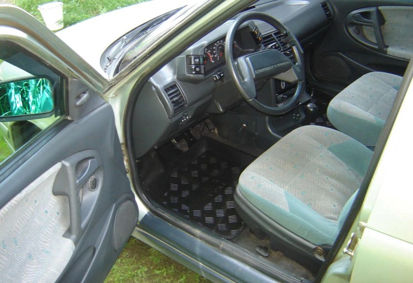 ВАЗ 2110 М салон