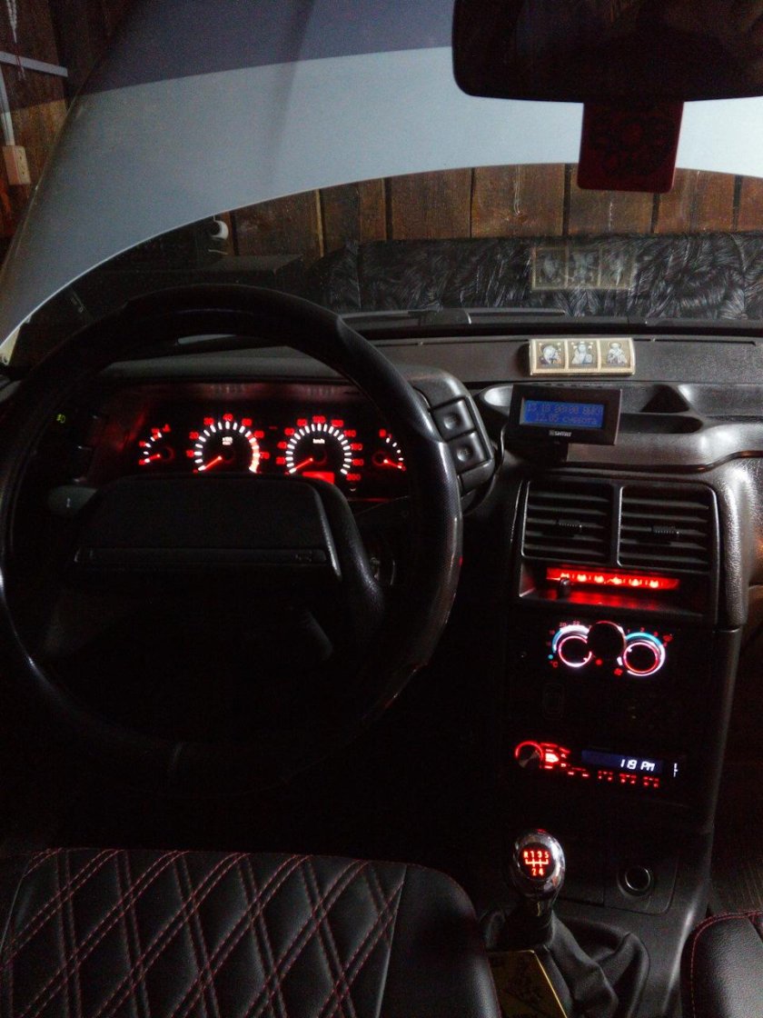 ВАЗ 2110 салон низкая панель