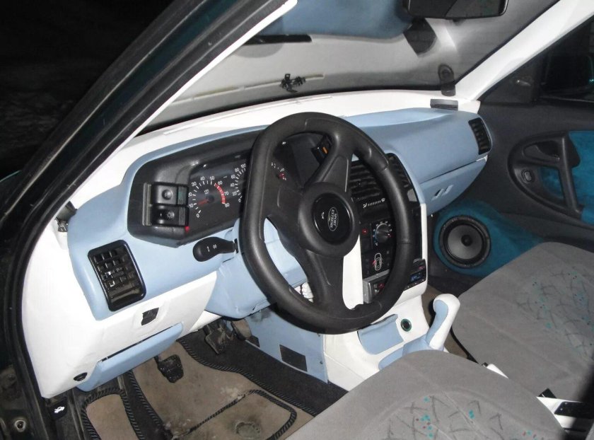 Белый салон ВАЗ 2110