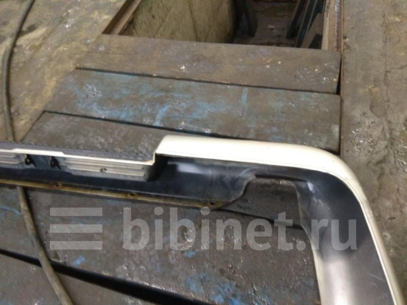 Бампер Исузу Трупер