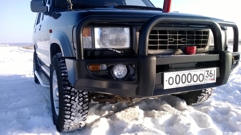 Силовой бампер Исузу Бигхорн