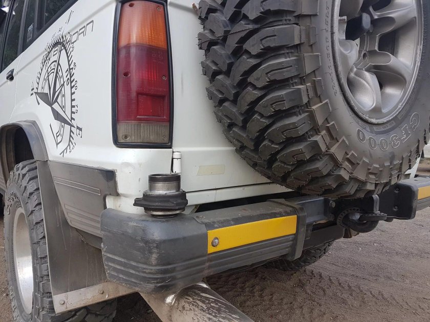 Силовой бампер Isuzu Bighorn