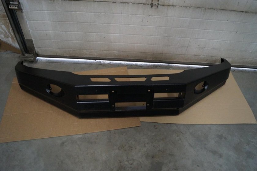 Силовой бампер Isuzu Bighorn