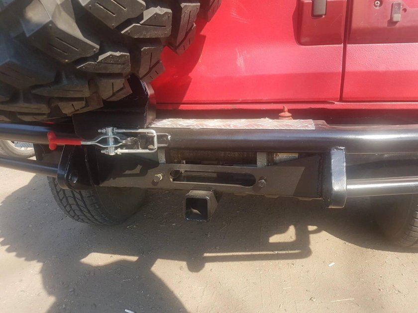 Фаркоп Isuzu Bighorn