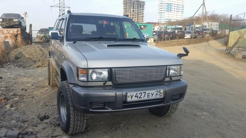Силовой бампер Isuzu Bighorn
