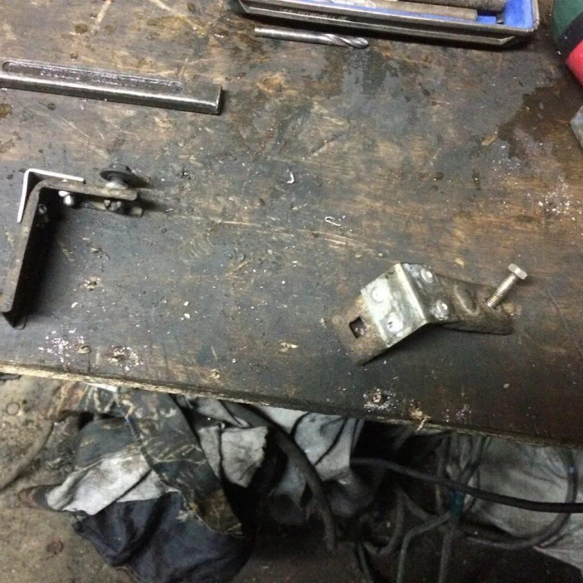 Кронштейн бампера задний Богдан Исудзу