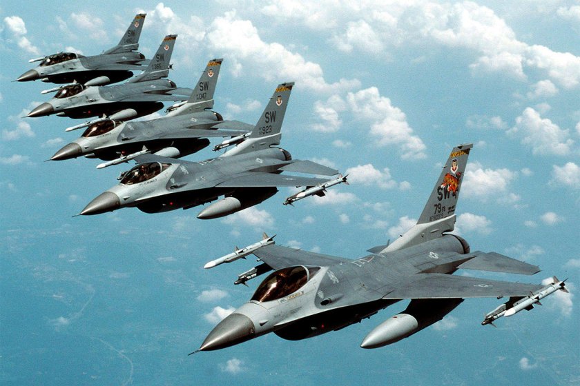 Вылетаю на истребителе