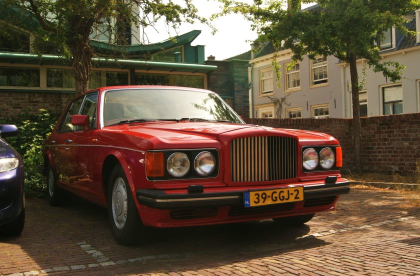 Bentley Turbo r