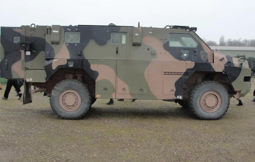 Австралийский бронеавтомобиль Bushmaster