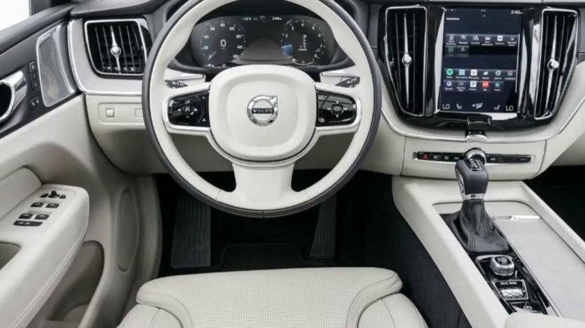 Volvo xc60 2018