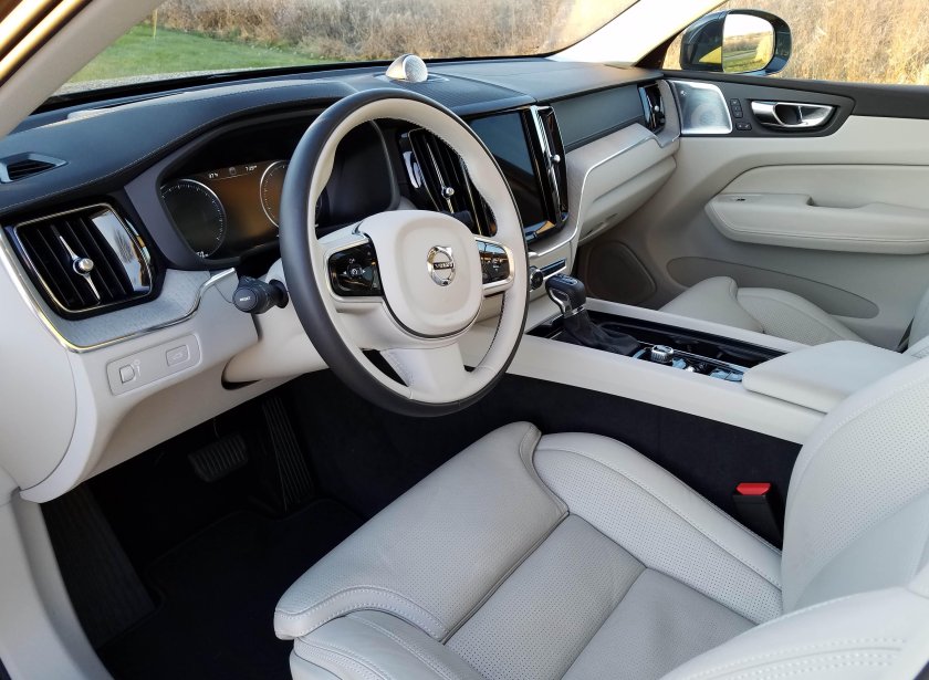 Volvo xc 60 интерьер