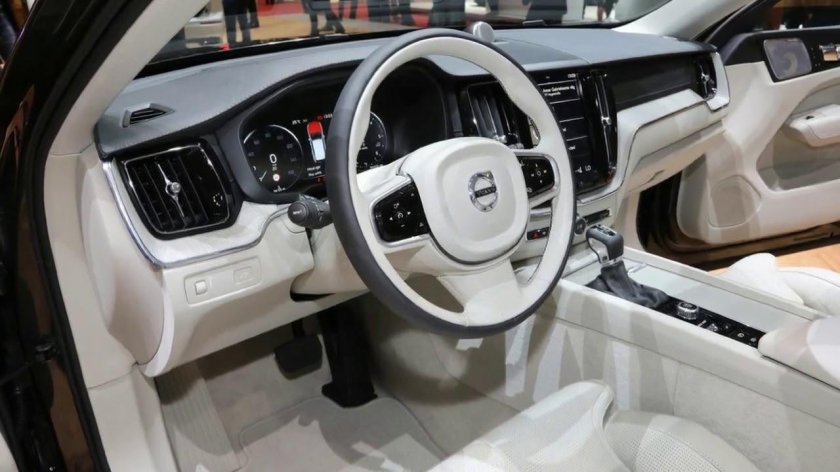 Volvo xc60 2018