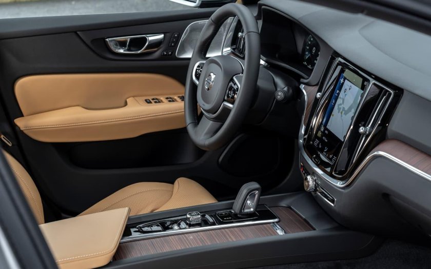 Вольво v60 2021