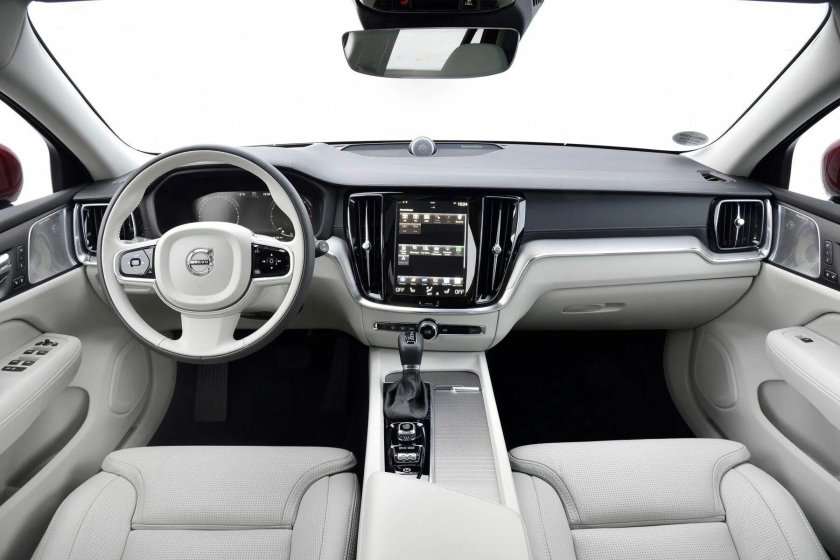 Volvo v90 Cross Country Interior