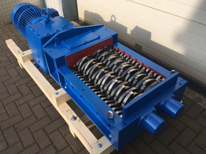 Шредер двухвальный ШДП-600