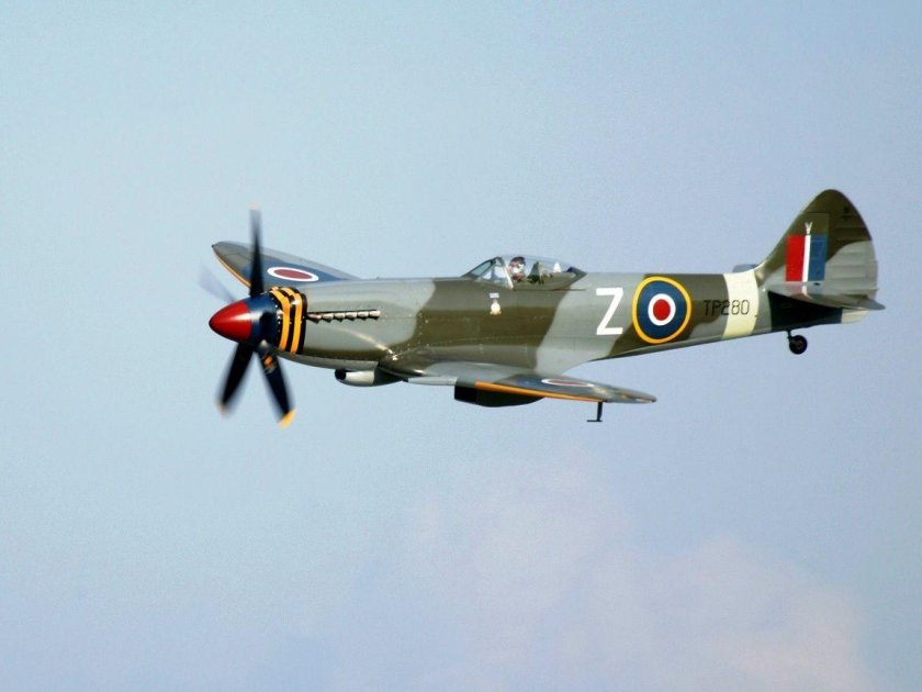 Spitfire mk18