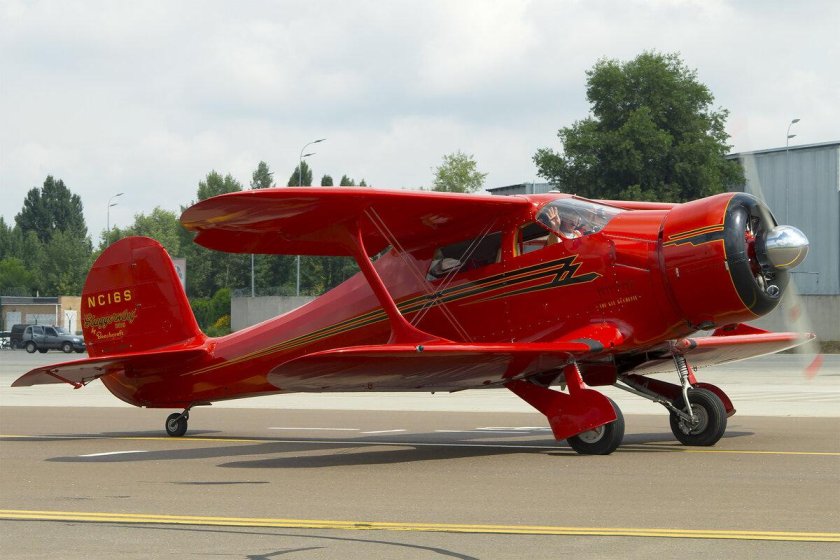 Маленький самолет