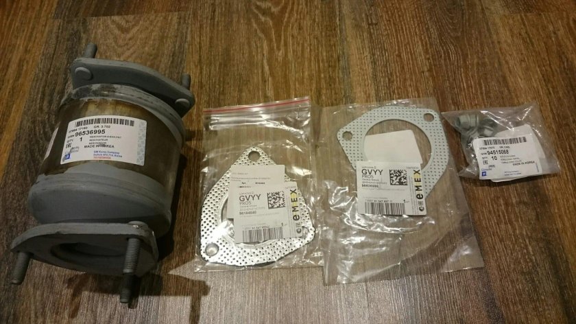 Прокладки катализатора Шевроле Круз 1.6 109