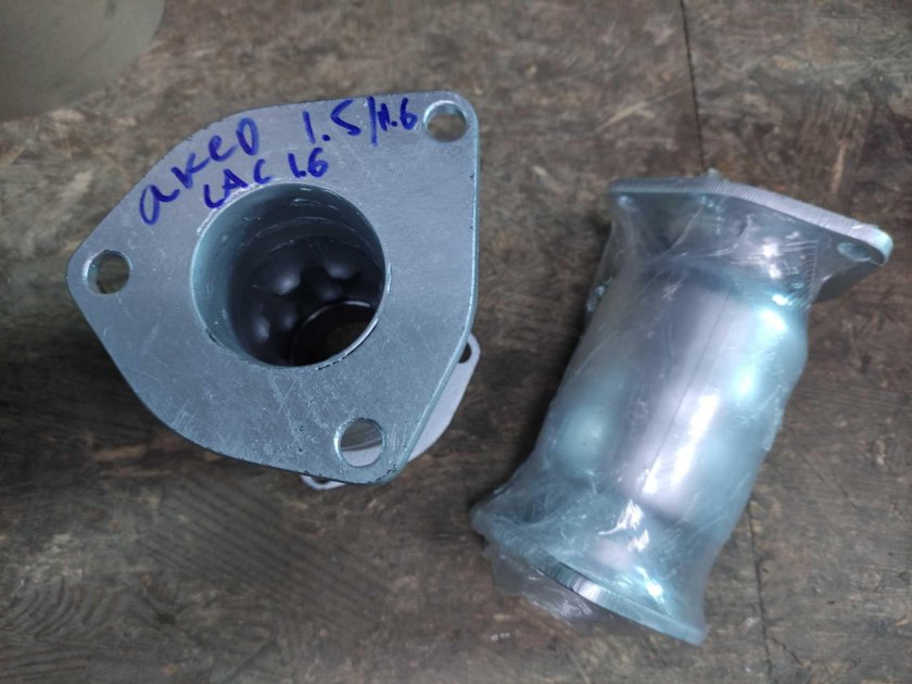 Проставка катализатора ланос 1.5