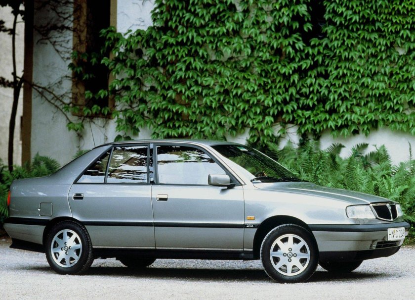 Lancia 1989