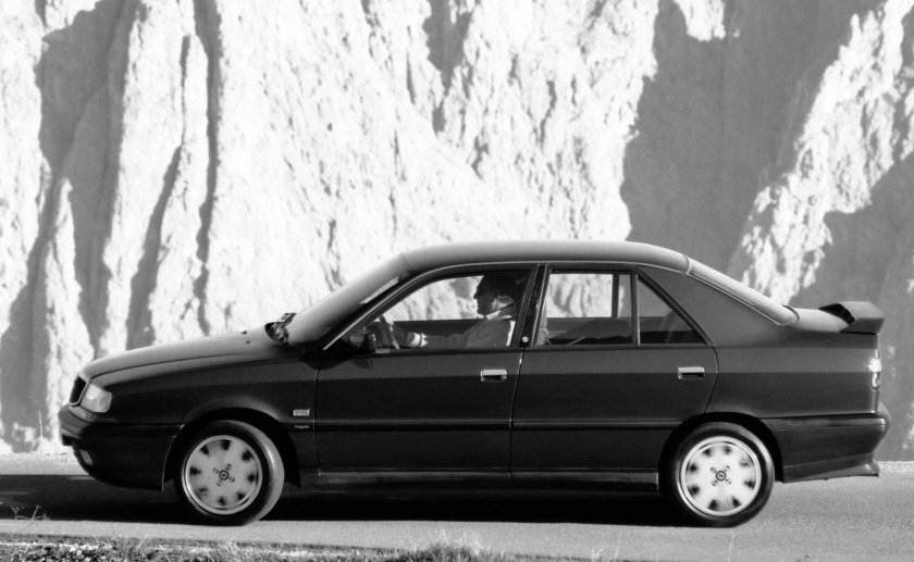 Лянча Дедра 1991