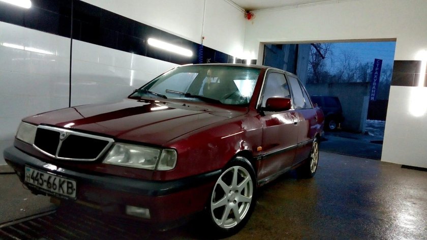 Лянча Дедра 1992