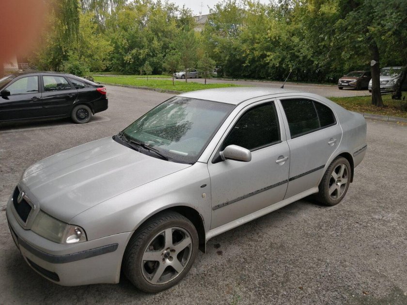 Шкода Октавия 2002 года