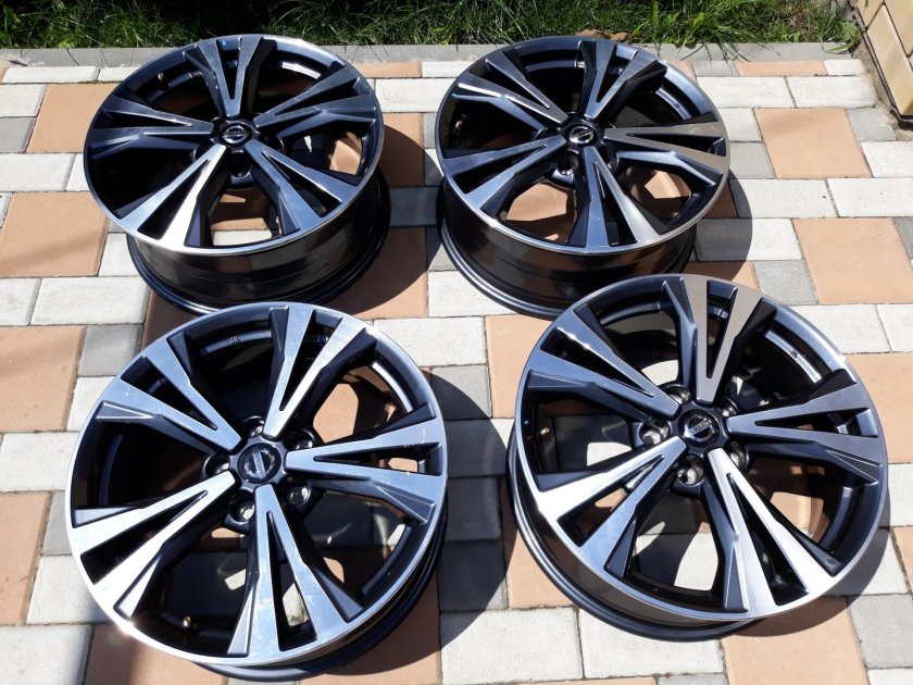 Диски Nissan Qashqai r19