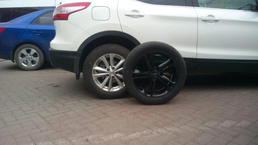Nissan Qashqai диски r18