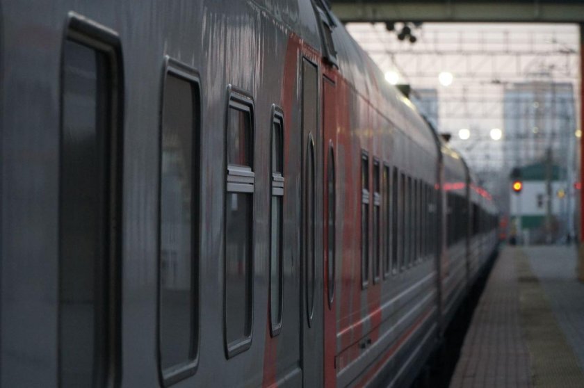 Санкт петербург поезд