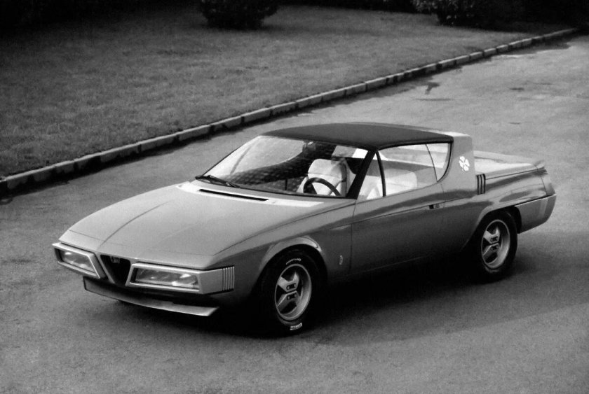Alfa Romeo 1975