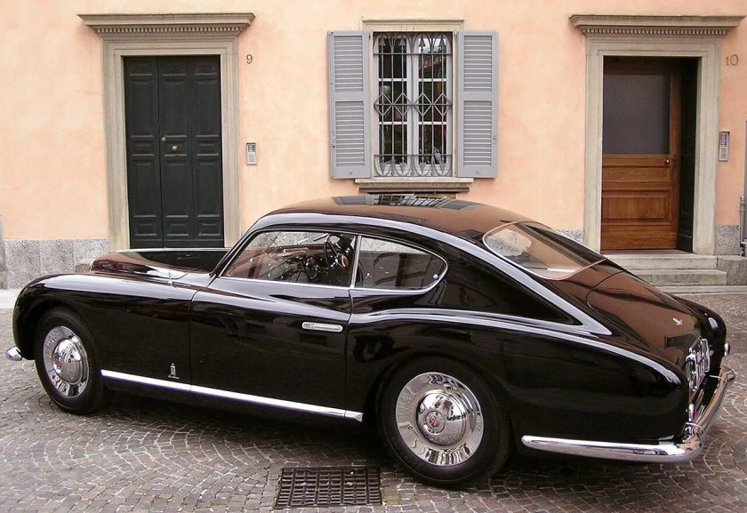 Alfa Romeo 6c 2500 Pininfarina